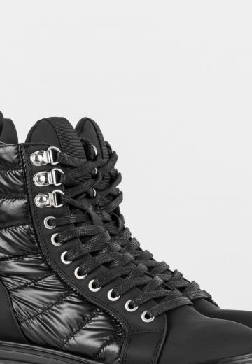 Зимние ботинки