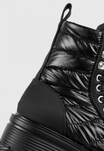 Зимние ботинки