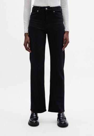 Клешеные джинсы