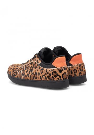 Гандбольные кроссовки