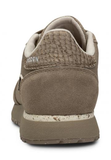 Гандбольные кроссовки