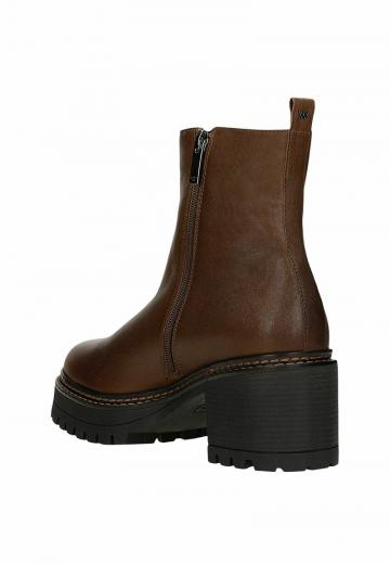 Полусапожки на платформе