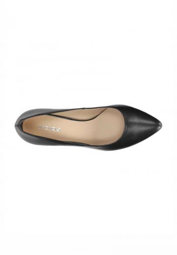 Туфли с высоким носом