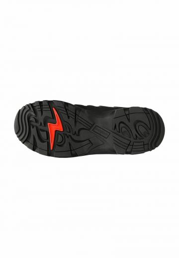 Походные ботинки