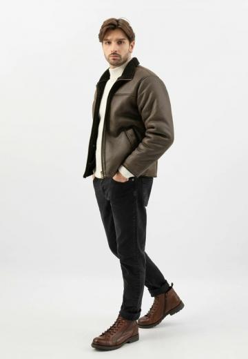 Ботинки на шнуровке