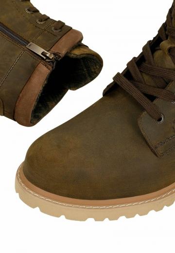 Ботинки на шнуровке