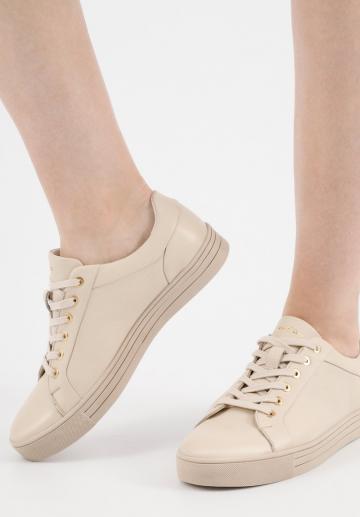 Гандбольные кроссовки