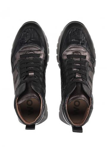 Ботинки на шнуровке