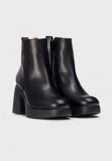 Полусапожки на платформе