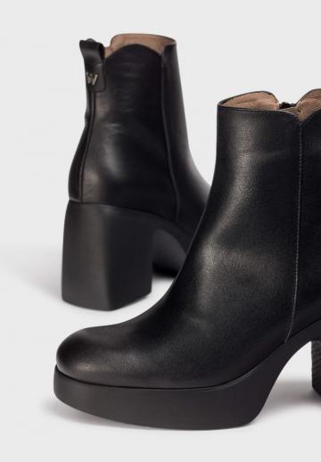 Полусапожки на платформе