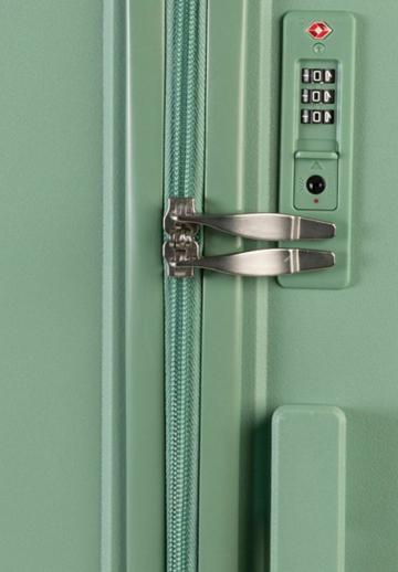 Чемодан на колесах