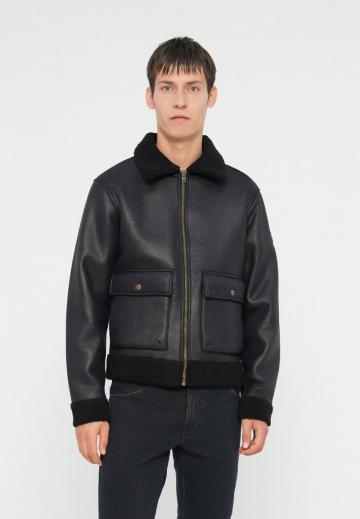 Кожаная куртка
