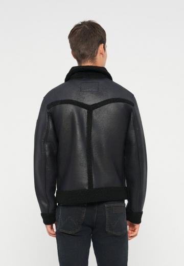 Кожаная куртка