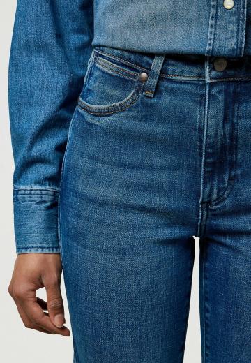 Свободные джинсы