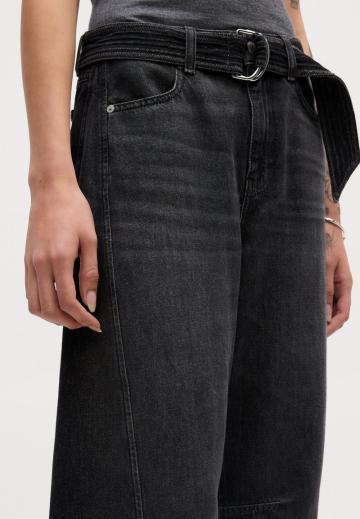 Свободные джинсы