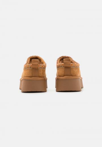 Полуботинки