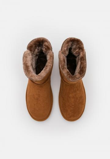 Зимние ботинки