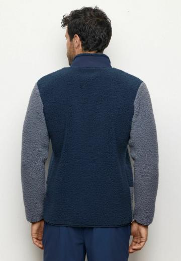 Флисовая куртка