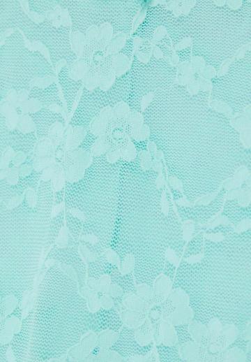 Трусы на бедрах