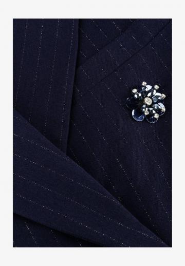 Короткий блейзер