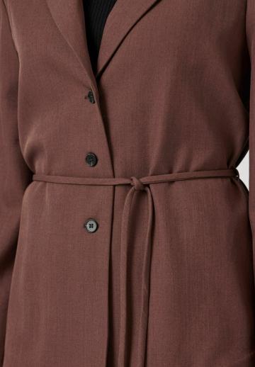 Короткое пальто