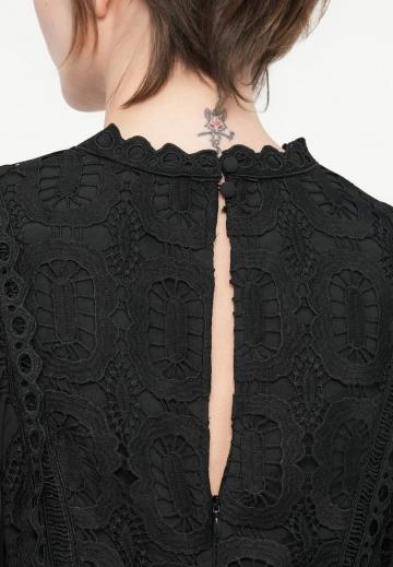 Короткое платье