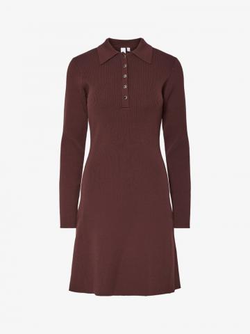 Вязаное платье