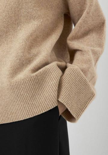 Длинный пуловер