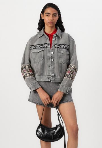 Джинсовая жилетка