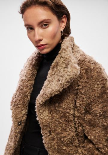 Шерстяное пальто