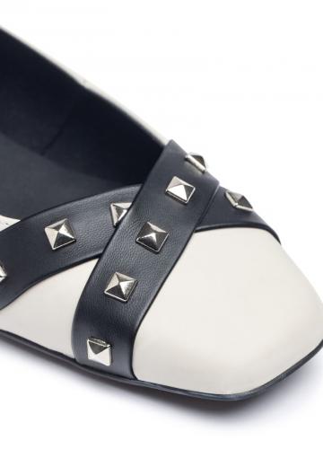 Гандбольные кроссовки