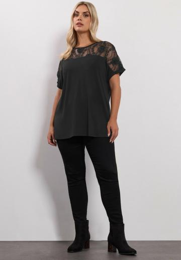 Кружевная блузка