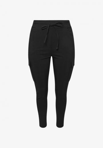 Брюки с накладными карманами