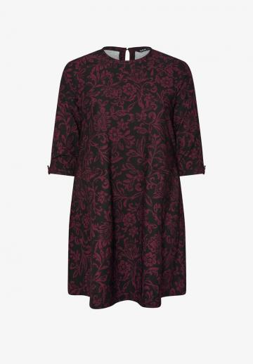 Короткое платье