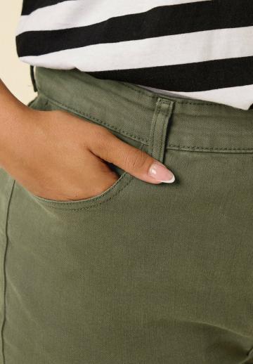 Свободные джинсы