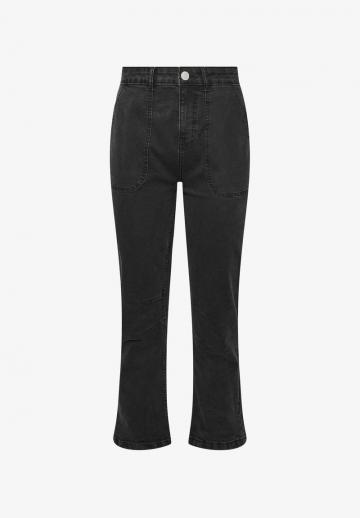 Прямые джинсы