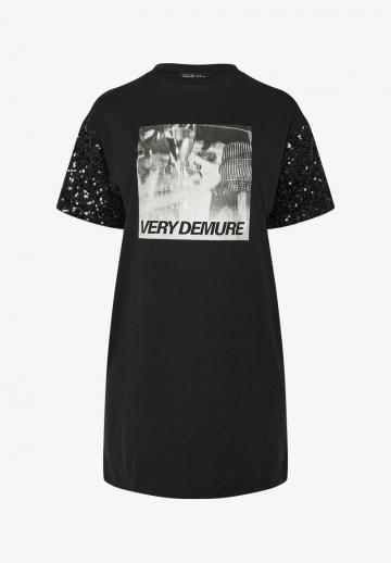 Короткое платье