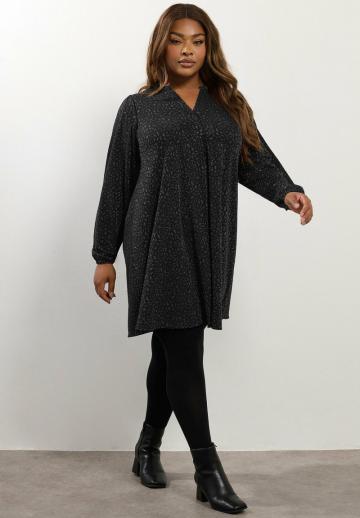 Короткое платье