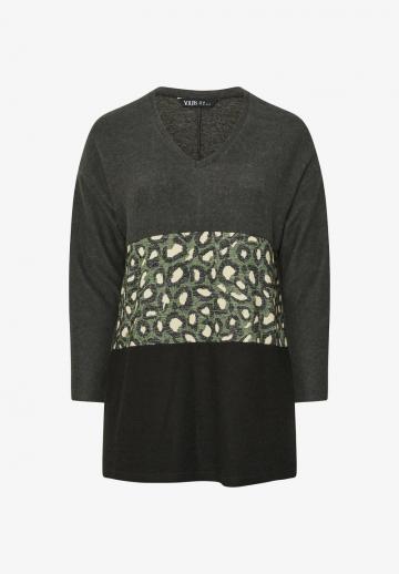 Длинный пуловер