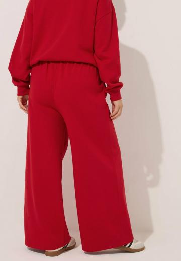 Спортивные штаны