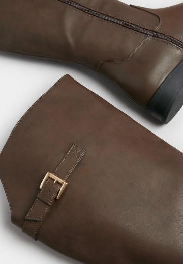 Широкие сапоги