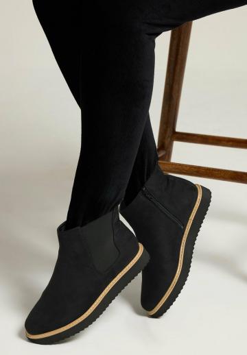 Широкие сапоги