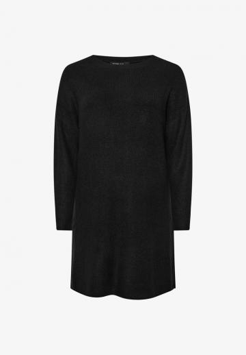 Вязаное платье