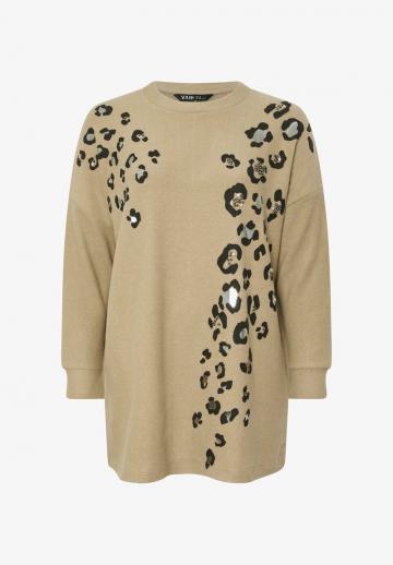 Длинный пуловер