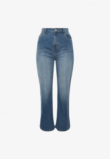 Клешеные джинсы