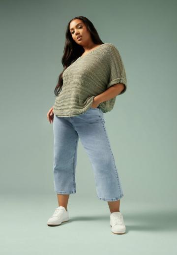 Прямые джинсы