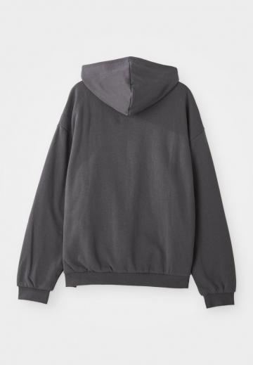 Пуловер с капюшоном