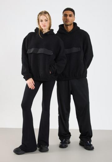 Пуловер с капюшоном