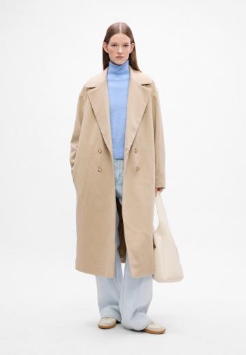 Шерстяное пальто