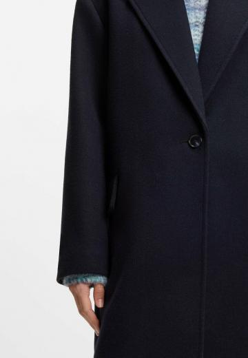 Короткое пальто